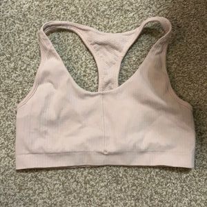 Light Pink Athleta Sports Bra size M super comfy and cute